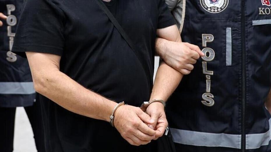 Üzerindeki "büyüyü" bozmaya gitti, 794 bin lira dolandırıldı