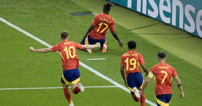 EURO 2024: İspanya, İngiltere'yi 2-1 yenerek kupanın sahibi oldu