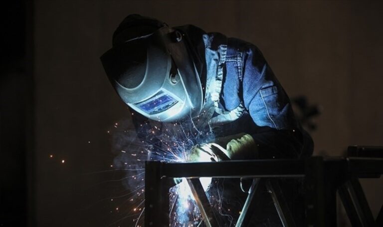 Endüstriyel üretim düşmeye devam ediyor: yıllık büyük düşüş! – Güncel ekonomi haberleri