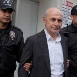 Hasan Akun tarafından tutuklandıktan sonra, ilk mesaj: “Yayım, bükmeyeceğim!”