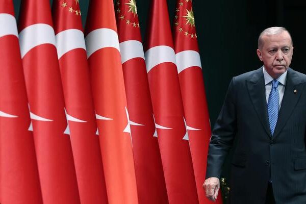 Başkan Erdoğan: “Devletimiz, ülkenin hakkını yiyen ve onu adalete teslim eden Haramzadeler'i karşılaştırmadı”