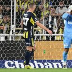 Fenerbahce-Alarysport maçı Bein Sport Trio Team kararları yorumladı! Fenerbahçe-Alaryaspo maçının hakemi Cihan Aydin için ne dediler? Yorum Bein Trio ekibinden en çok konuşuyorum … “2 ceza verilmeli”