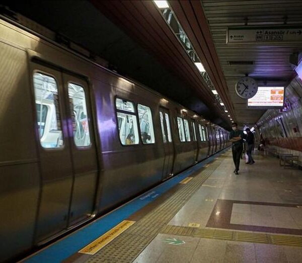 Taksim Metro İstasyonları Geçici Olarak Kapatılıyor