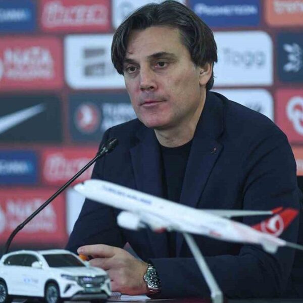 Antrenör Montella'nın Dünya Kupası açıklaması! Kerem Aktürkoğlu'nun forvet performansından bahsetmiştiniz… –