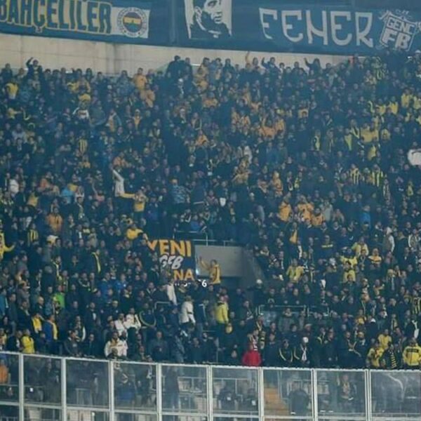 F.Bahçe, derbi deplasman maçına gidecek taraftarlara yönelik bir bilgilendirme mesajı paylaştı.